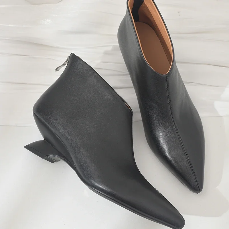 2025 neue Designer Vintage Frauen Schlanke Stiefeletten Elegante Seltsame Ferse Schuhe für Frau Schwarze Stiefel Concise Kurze Botas De Mujer