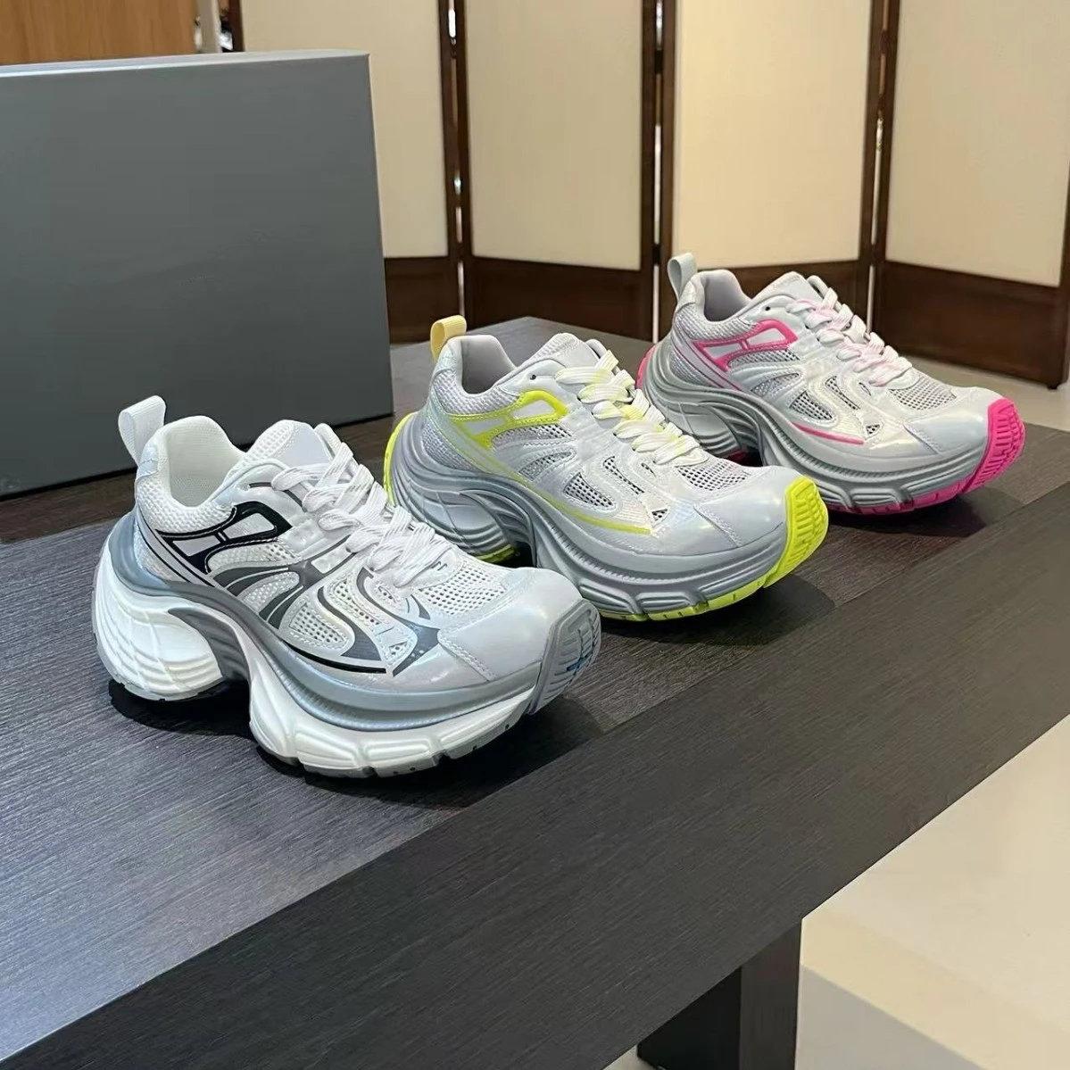 Damen-Schuhe mit dicker Sohle, höhenvergrößernde Papa-Schuhe für Erwachsene und Mädchen, dünnes Netz, farbblockierte Schnür-Freizeitschuhe, vielseitige Sportschuhe