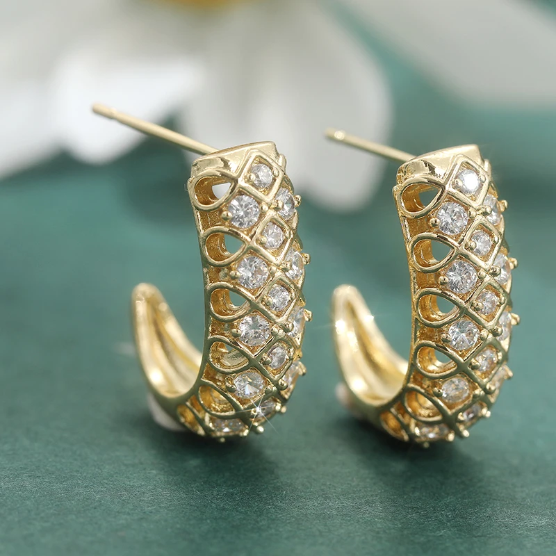 Hohle C-förmige Creolen für Damen, klare Kristalle, synthetischer Zirkon, vergoldete runde Creolen, klassischer Schmuck