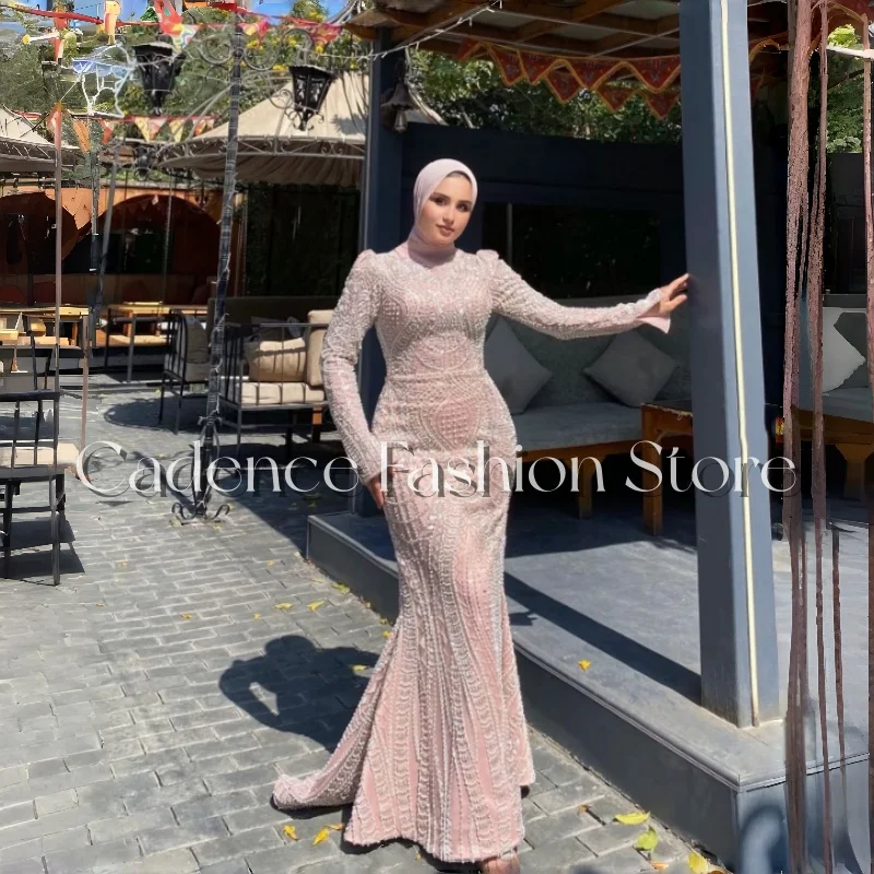 Rosa handgefertigte Perlen muslimische Abendkleider Maßgeschneiderte Fischschwanz-Luxus-Damenabendkleider für besondere Anlässe Party Prom Dr
