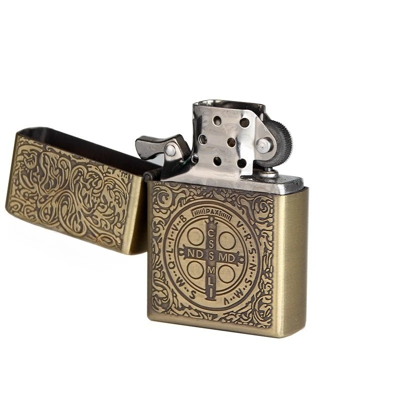 268-1 Metall Constantine Bronze Feuerzeug Kreative Flamme Zigarre Winddicht Willkommen im Großhandel Männer mit Gadgets Image