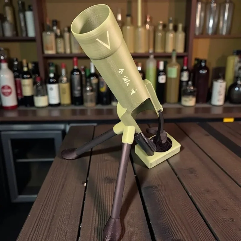 Robuster Bierflaschenöffner Taktischer Kronkorkenwerfer Freihändiger Drücköffner für Bar Büro Camping Party Schreibtisch-Deko