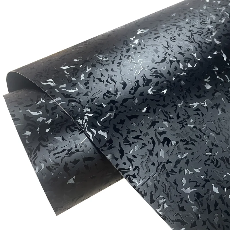 Premium PET Geschmiedete Flammen-Carbon-Vinylfolie Rolle mit Luftblasenfreisetzung Selbstklebende Aufkleber für Fahrzeugfolierung Image