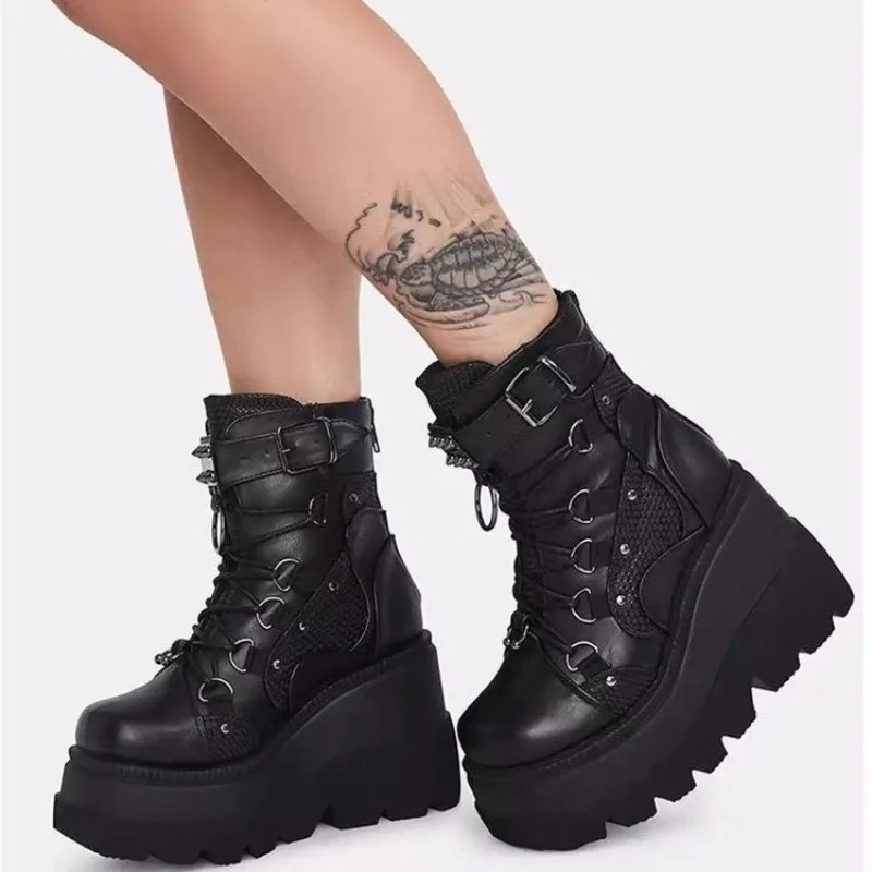 Neue Design Frauen Punk Gothic Motorrad Stiefel Plattform Chunky High Heel Ankle Boot Damen Kühlen Keil Schwarz Weibliche Schuhe