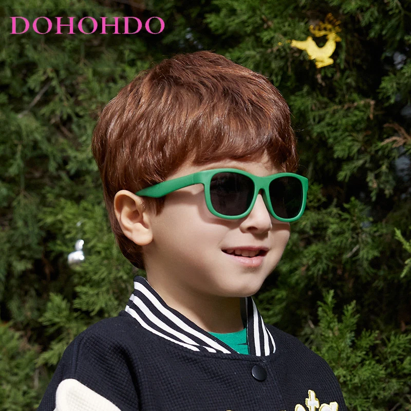 Occhiali da sole polarizzati TR90 per bambini 1 2 3 anni occhiali di sicurezza per ragazzi e ragazze occhiali da sole per neonati occhiali Anti UV400 con montatura morbida con cavo