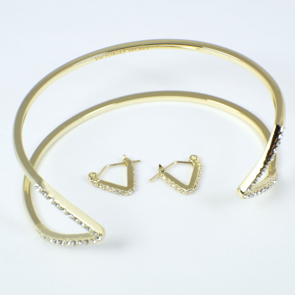 Victoria's Secret Jewelry | Jewelry Bogo Victoria’s Secret Jewelry Bracelet & Earring Set | Color: Gold | Size: Os
