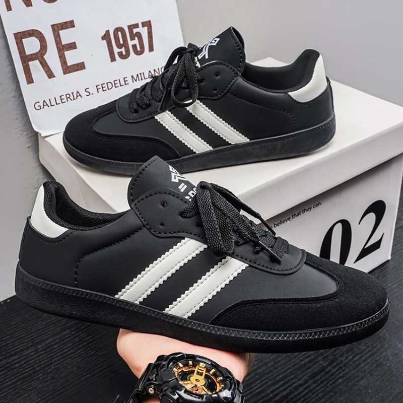 2026 Herren Sportschuhe Mode Casual Flache Vulkanisierte Schuhe Männliche Outdoor-Wanderschuhe Klassische Herrenschuhe Zapatillas Hombre