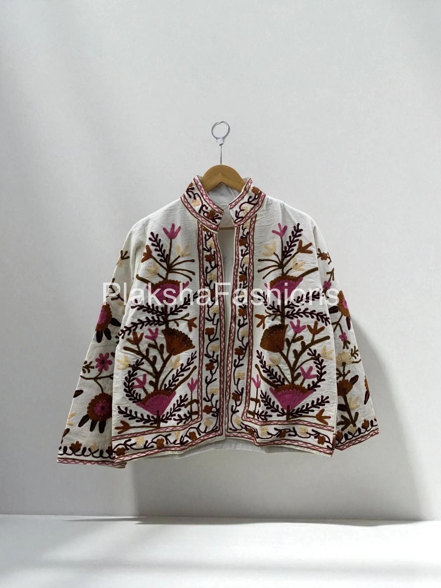 Veste bohème Suzani en coton pour femme, manteau Duster Suzani, manteau d'été doux, veste courte Suzani, veste d'hiver, veste brodée à la main