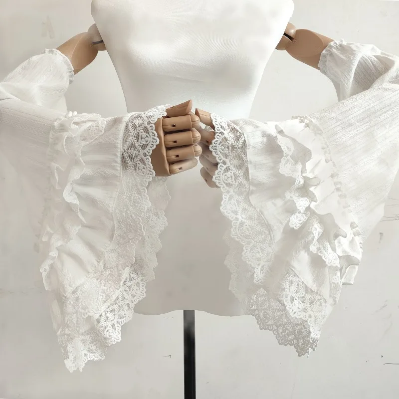 Japanische Y2k Gothic Lolita Flare-Ärmel im viktorianischen Vintage-Stil mit mehrlagigen Rüschen und Spitze für Halloween Cosplay Kostüm-Requisiten Image