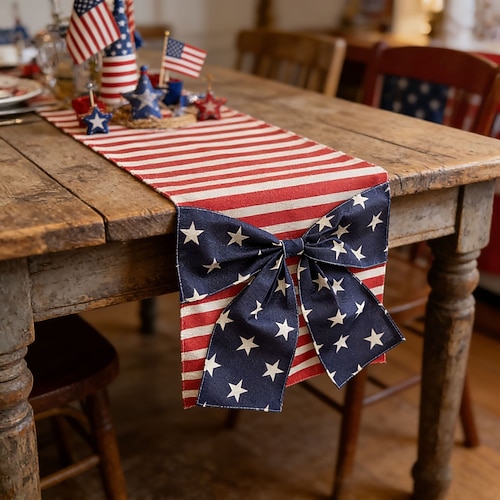 Tischläufer mit Schleifenmotiv zum 250. Jahrestag der Unabhängigkeit der USA (1776–2026) – ideal als Gartendekoration für patriotische Feierlichkeiten zum 4. Juli, dem Unabhängigkeitstag. Image