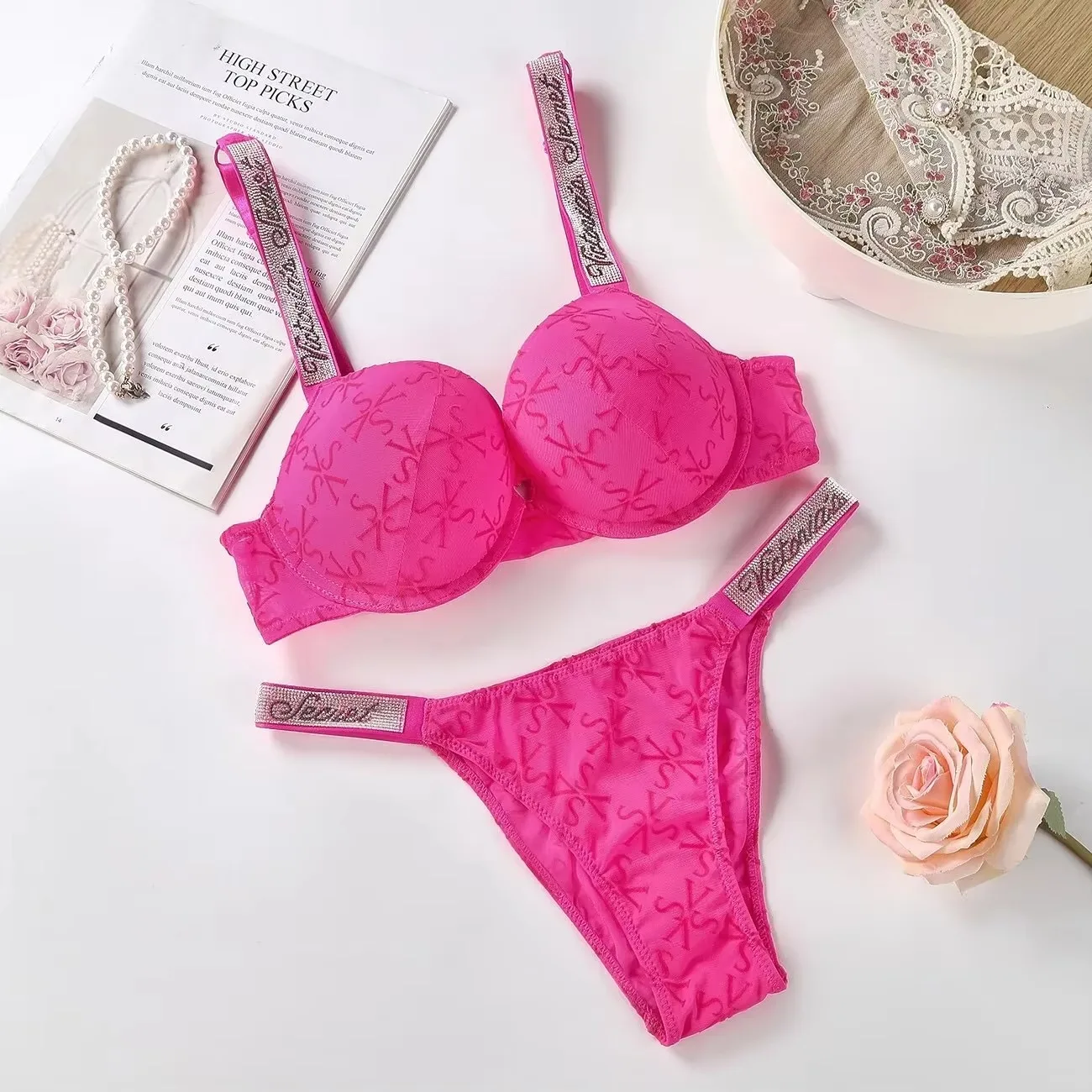 Nuovo Set Reggiseno e Mutandine da Donna in Pizzo, Bralette Push-Up Senza Cuciture, Comodo e Traspirante, Set Lingerie per Casa, Set Intimo