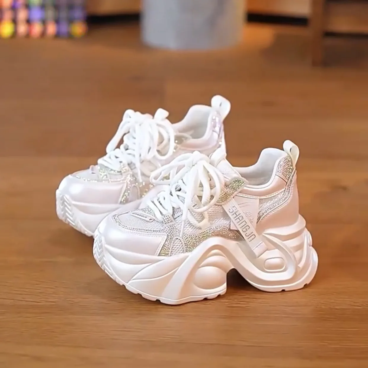 Papa-Schuhe, Damenschuhe, 2025, Frühling und Sommer, neuer Stil, dicker Boden, innen, lässig, modisch, vielseitige Damenschuhe