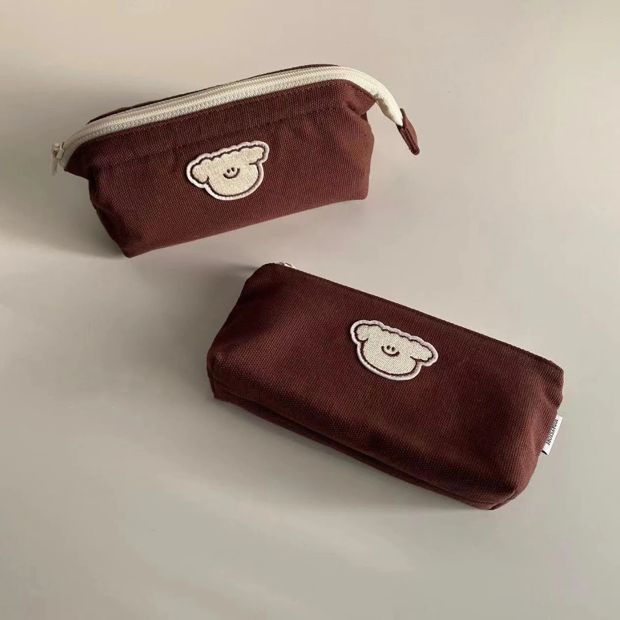 Federmäppchen mit Katzen- und Hundemotiv, großes Fassungsvermögen, einfache Schreibwarentasche, Make-up-Tasche aus Segeltuch, im Ins-Stil, beige, braun Image