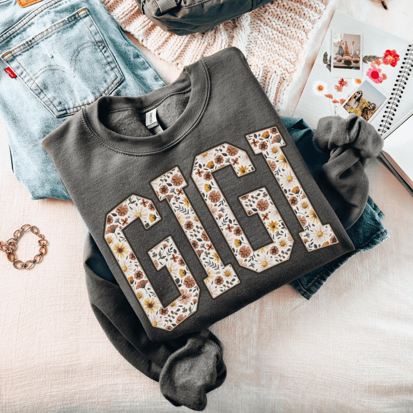 Floral Gigi Sweatshirt Cozy Grandma Crewneck Mothers Day Pregnancy Announcement Gift green s t Shirt