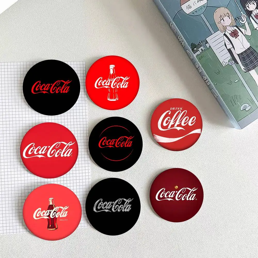 Soda Water C-Coca-C-Cola Rundes Abzeichen Kreative Brosche Kleidung Rucksack Accessoires Anstecknadel