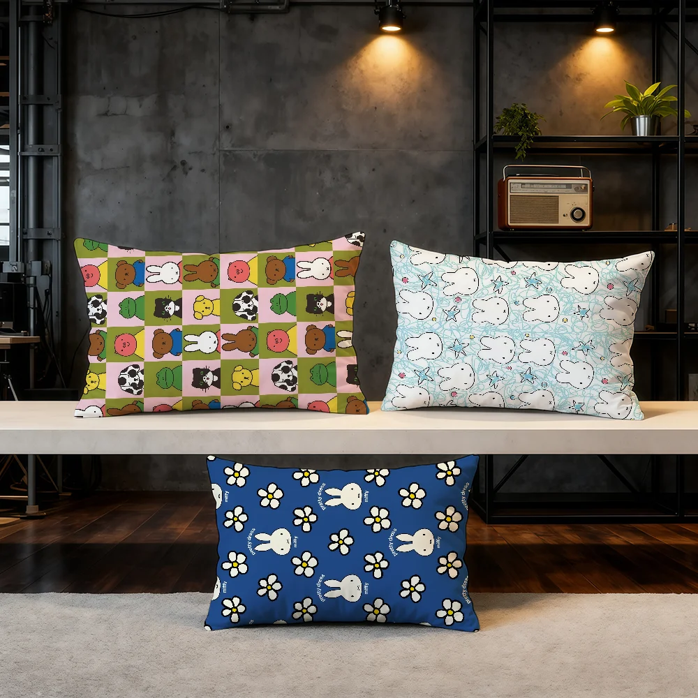 Miffy-ES Cartoon Niedlicher Kissenbezug, Hit-Produkt für Zuhause, Sofa, Wohnzimmer, doppelseitiger, weicher, dekorativer Kissenbezug Image