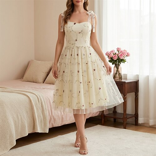 1950er Retro Vintage Kleid Swing-Kleid Ausgestelltes Kleid Blumen Tailliert und ausgestellt Schaukel Herzförmiger Hals Kostüm Damen Lässig Alltagskleidung Teegesellschaft Erwachsene Kleid Frühling Image