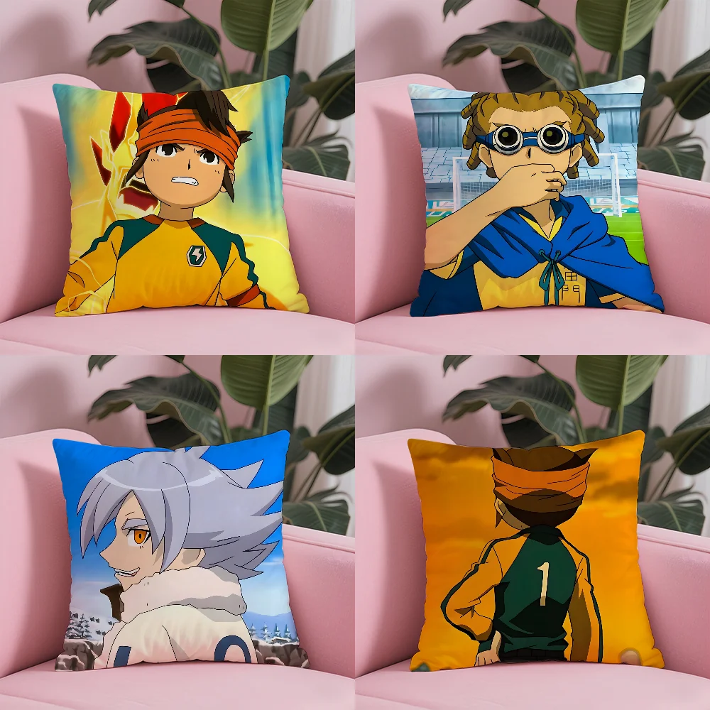 Kurzer Kissenbezug aus Plüschmaterial, Axel Blaze Firestorm Inazuma Eleven Anime-Kissenbezug, Anti-Staubmilben-Kissenbezug, unsichtbarer Reißverschluss Image