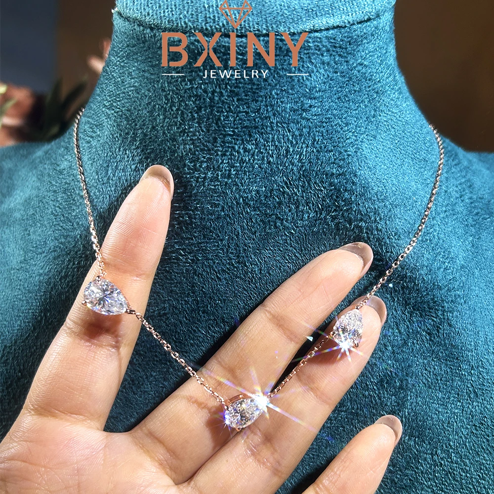 BXINY 3-Stein Wassertropfen Moissanit Anhänger Halskette 100% S925 Silber Ost-West Birnenförmiger Diamant Halskette für Damen Schmuck GRA Image