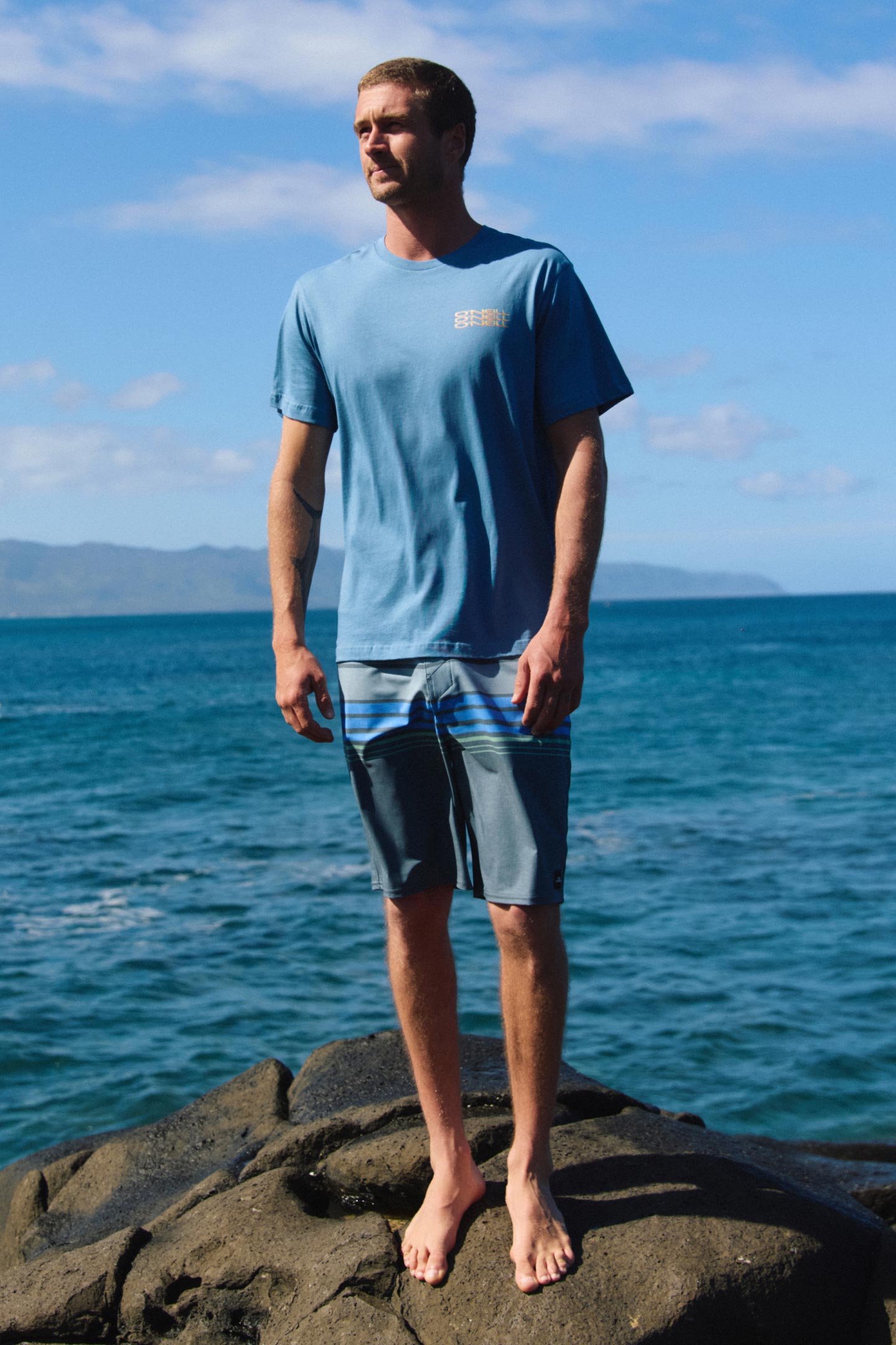 O'Neill Men's Hyperfreak Heat Stripe 20"" Board Shorts in Dark Slate, Size 29, Elastane/Polyester