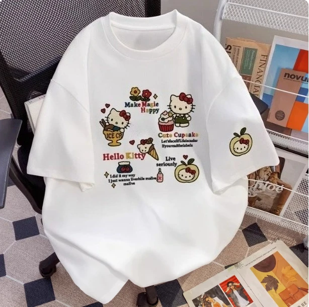 Sanrio 2026 Summer Comic Form Hello Kitty Image 100 % Baumwolle bedrucktes Freizeit-T-Shirt für Erwachsene und Kinder, Eltern-Kind-Oberteil, Homewear, Y2k. Image