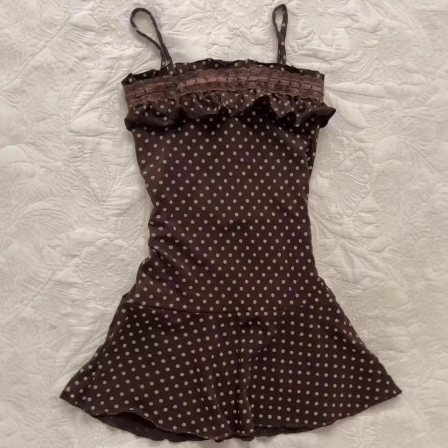 Retro braunes Polka-Dot-Slip-Kleid im neuen Sommerstil mit Holzohr- und Nahtdesign, bedrucktes Slip-Kleid für Damen im INS-Stil Image
