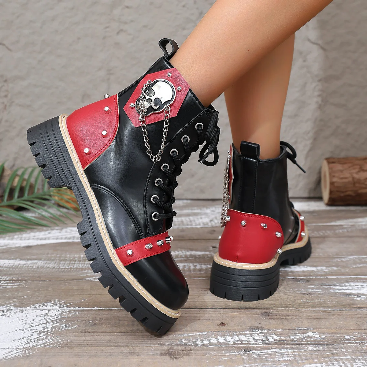 Frauen Schuhe Neue Gothic Stil Schädel Metall Kette frauen Mid-kalb Stiefel Herbst Dicke Sohle Bequeme frauen motorrad Stiefel