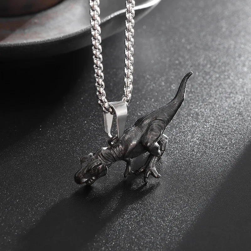Tyrannosaurus Rex Dinosaurier Schlüsselanhänger, Monsterabzeichen, Retro-Metall-Emaille-Anstecknadel, trendiger Herrenanhänger, modisch und individuell Image