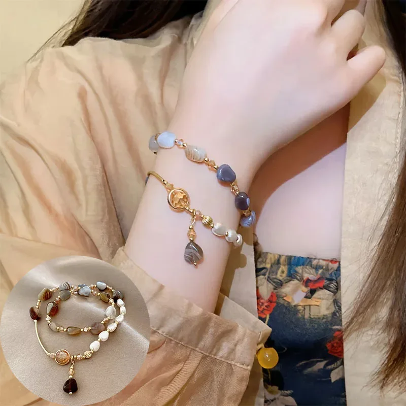 1Pcs Imitation Stein Perle Armband Weibliche Nische Design Zarte String Retro Licht Luxus Hand Schmuck Doppel Schicht Tragen Geschenk Image
