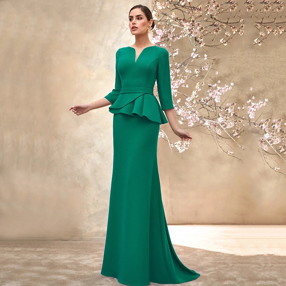 Maßgeschneidertes Brautmutterkleid Lang 3/4 Ärmel Grün Hochzeitsgast-Kleid Meerjungfrau V-Ausschnitt Rüschen Trompeten-Formelles Abendkleid