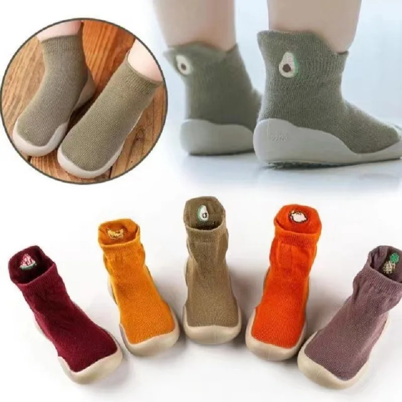2024 Baby Socken Schuhe Baby Farbe passend niedlichen Kinder Jungen Schuhe weichen Sohlen Kinder Boden Socken Schuhe Kleinkind Mädchen erste Wanderer Image