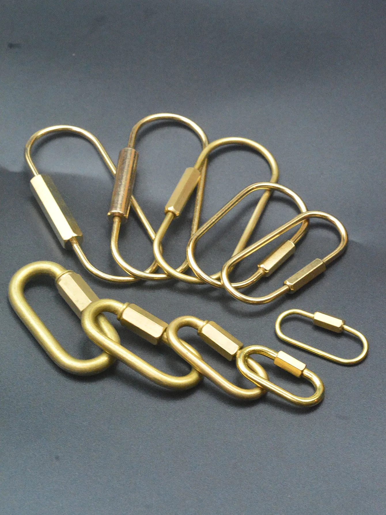 Extra groß und klein, massiver Messingdraht, Laufkurs, ovaler Karabiner mit Schraubverschluss, Schlüsselanhänger, Schlüsselanhänger, DIY, EDC, einweiches Geschenk Image