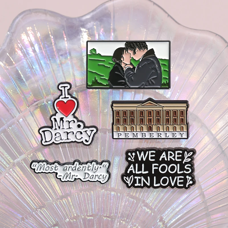 Stolz und Vorurteil Emaille Pin Custom Mr Darcy Romantische Liebhaber Geschichte Buch Broschen Rucksack Revers Abzeichen Schmuck Geschenk für Leser Image