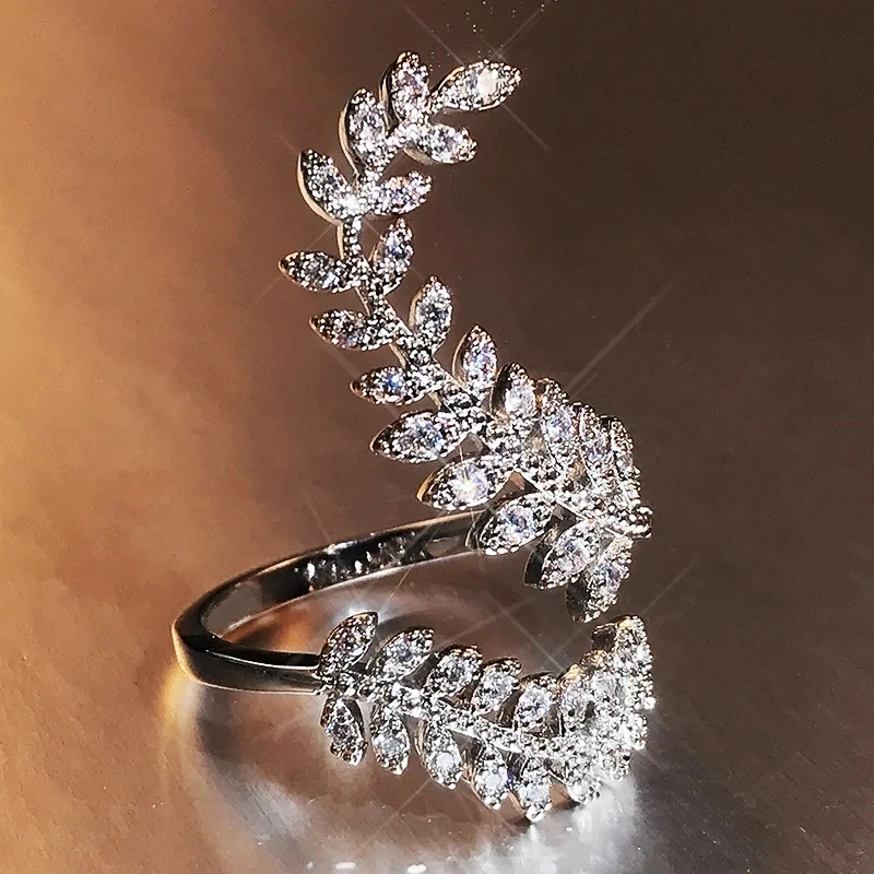 Huitan Anmutige Blätter Beide Ende der Offenen Ring Silber Farbe Mädchen Cocktail Party Ringe Glanz Kristall Zirkon Mode Frauen Schmuck