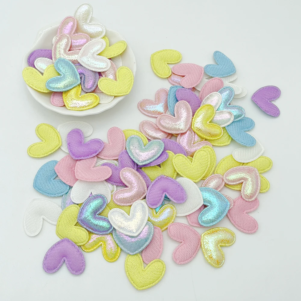 100pcs 25*22mm glänzende Leder Herz Patches Applikationen für Kleidung Hut Näh zubehör DIY Kopf bedeckung Haars chleife Dekor Image