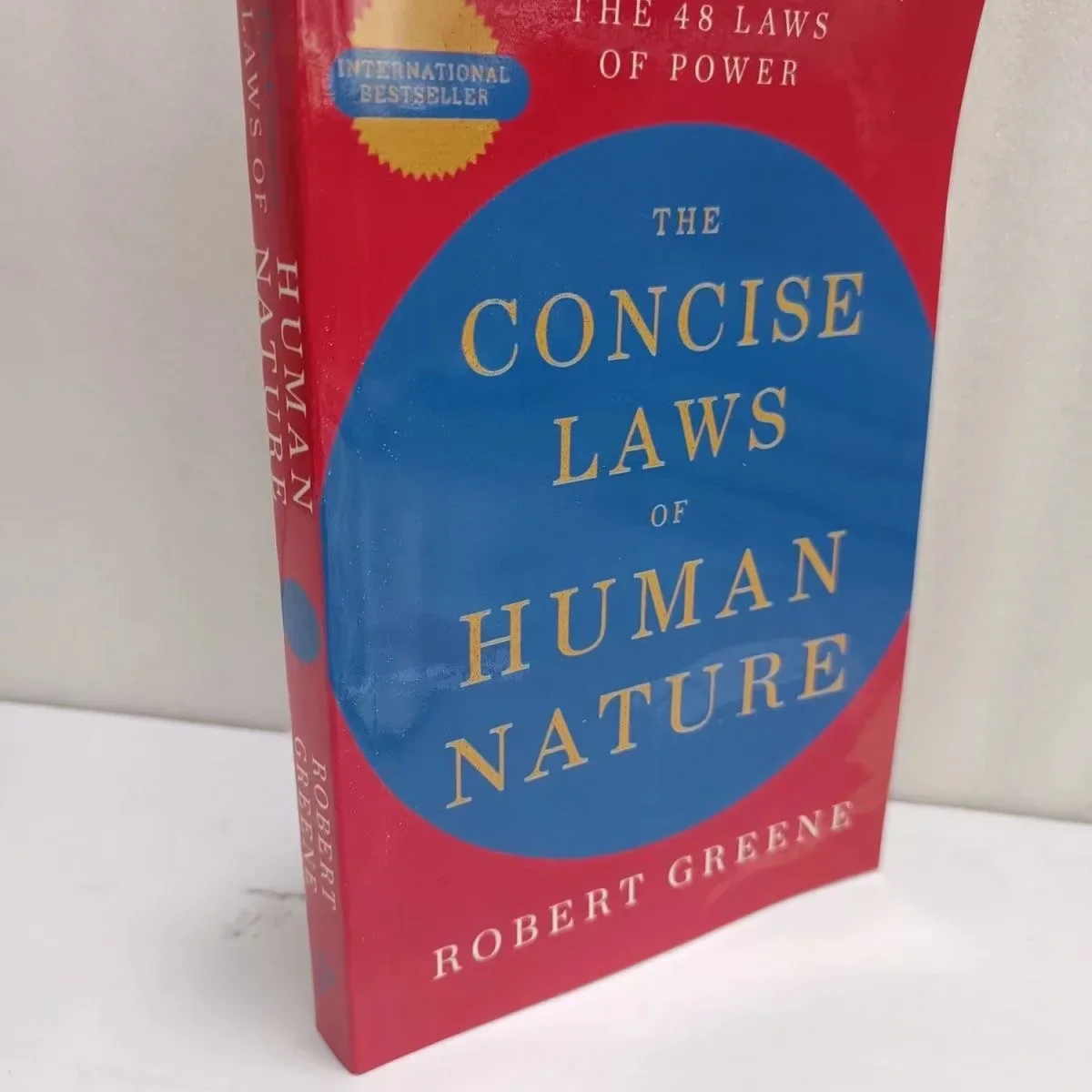 Die Gesetze der menschlichen Natur von Robert Greene Buch Image