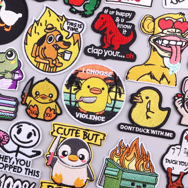 Kleine gelbe Ente Stickerei Patches für Kleidung Hip Hop Tier Patch Eisen auf Patches auf Kleidung schmelzbaren Patch Aufkleber Abzeichen