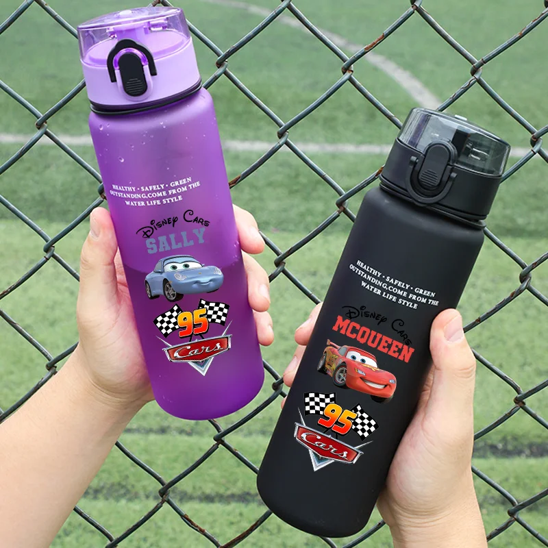 650ML Lightning McQueen Wasserbecher Jungen Cartoon Anime Mattierte Sport-Wasserflasche Erwachsene Tragbare Outdoor-Sport-Fitness-Trinkflasche Geschenk Image