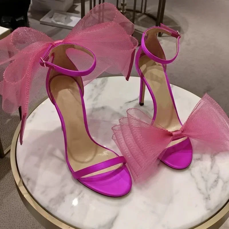Neue Plus Size High Heel Sandalen für Frauen, erhältlich in Größe 44 und 45 High Heels Heels Frauen High Heels Hochzeits schuhe Braut