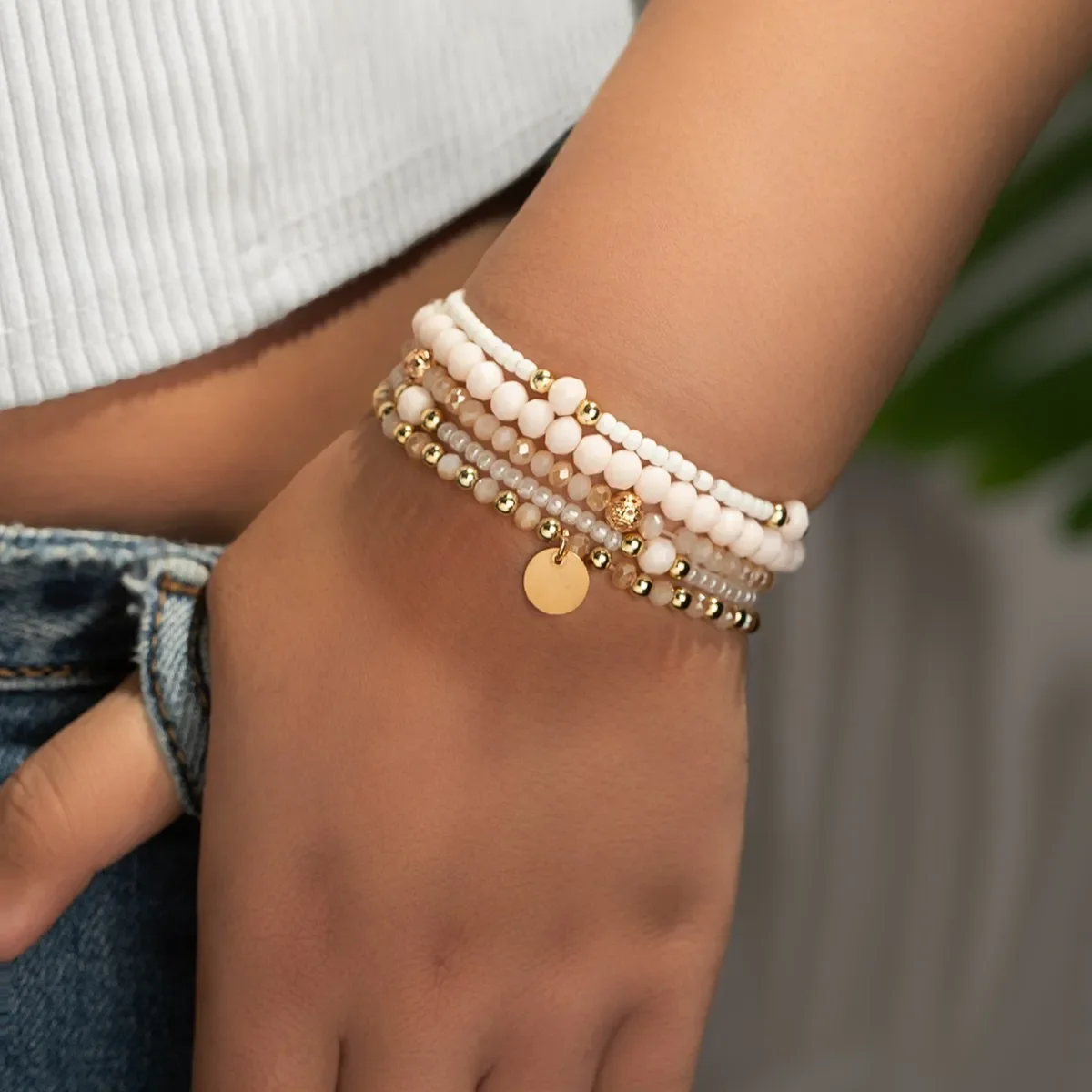 5Pcs Mode Harz Perlen Armband Set Für Frauen Runde Stück Charme Elastische Perle Kette Armreif Handgelenk Strap Weibliche Urlaub schmuck Image