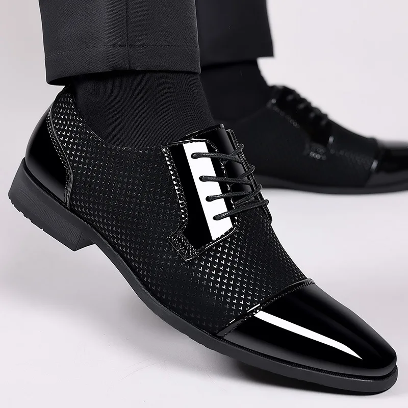 Luxus Herren Kleid Schuhe PU Leder Schuhe Schnüren Büro Schwarz Oxfords Wohnungen Hochzeit Party Schuh Business Spitz Männer Schuhe