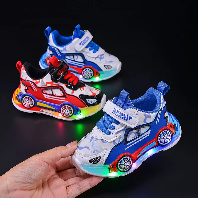 Größe 21-30 LED Kinder Leuchtende Auto Schuhe Jungen Leuchtende Sport Turnschuhe für Kinder Atmungsaktive Kleinkind Schuhe Led-Blitz Lichter Image