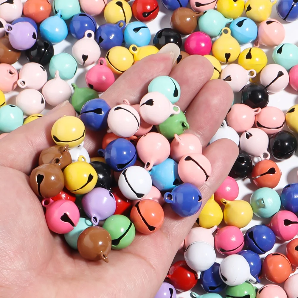 50 Stück/Lot Bemalte Farbige Glöckchen-Perlen Runde Mini-Glöckchen-Ornamente für Schmuckherstellung DIY Armband Halskette Ohrringe Deko-Accessoire Image
