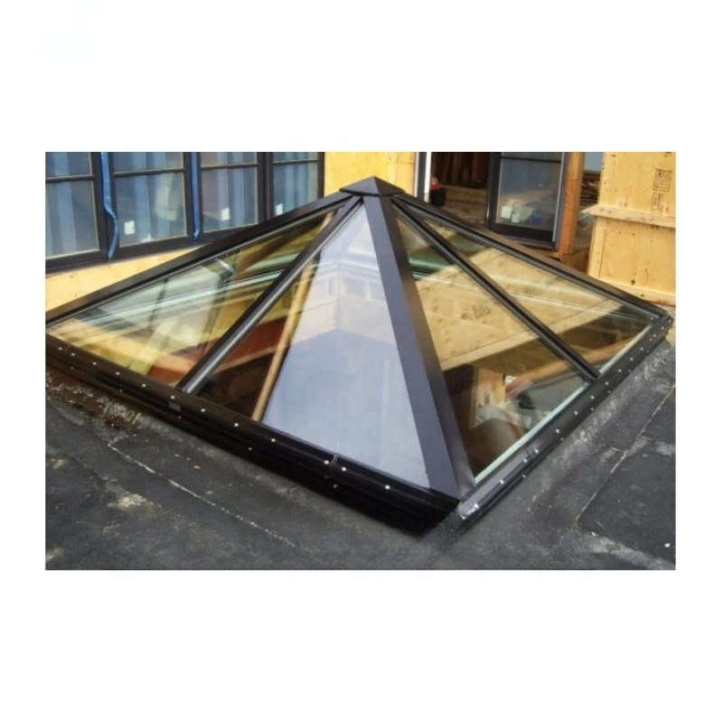 Modernes, wasserdichtes, motorisiertes Dachfenster aus Aluminium, Deckenpyramidenfenster, Oberlicht