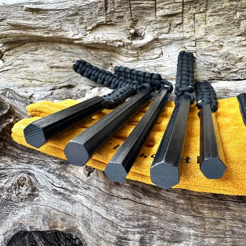 Bear Grylls Überlebens-Feuerstarter Magnesium-Feuerstahl, Tragbares Notfall-Feuerzeug-Set mit Kompass und Pfeife für Camping und Wandern Image