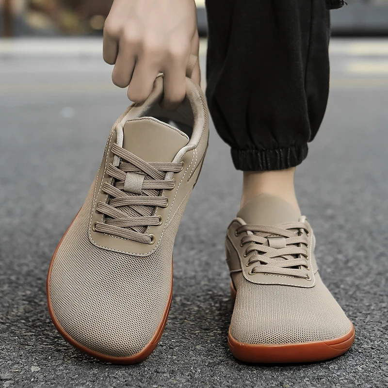 Breitgezogene Barfußschuhe für Frühling und Herbst, atmungsaktives Mesh, breite Zehenbox, große Herrenschuhe, Outdoor-Wanderschuhe, lässige Sportschuhe für Herren