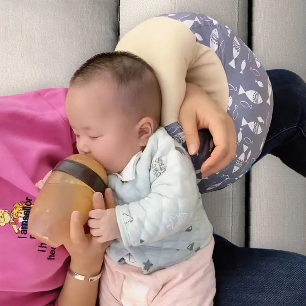 Mütterliche Säuglingsernährung Kissen Fütterung Arm Kissen Unterstützung Baby Fütterung Kissen Reine Baumwolle Baby Kissen Image