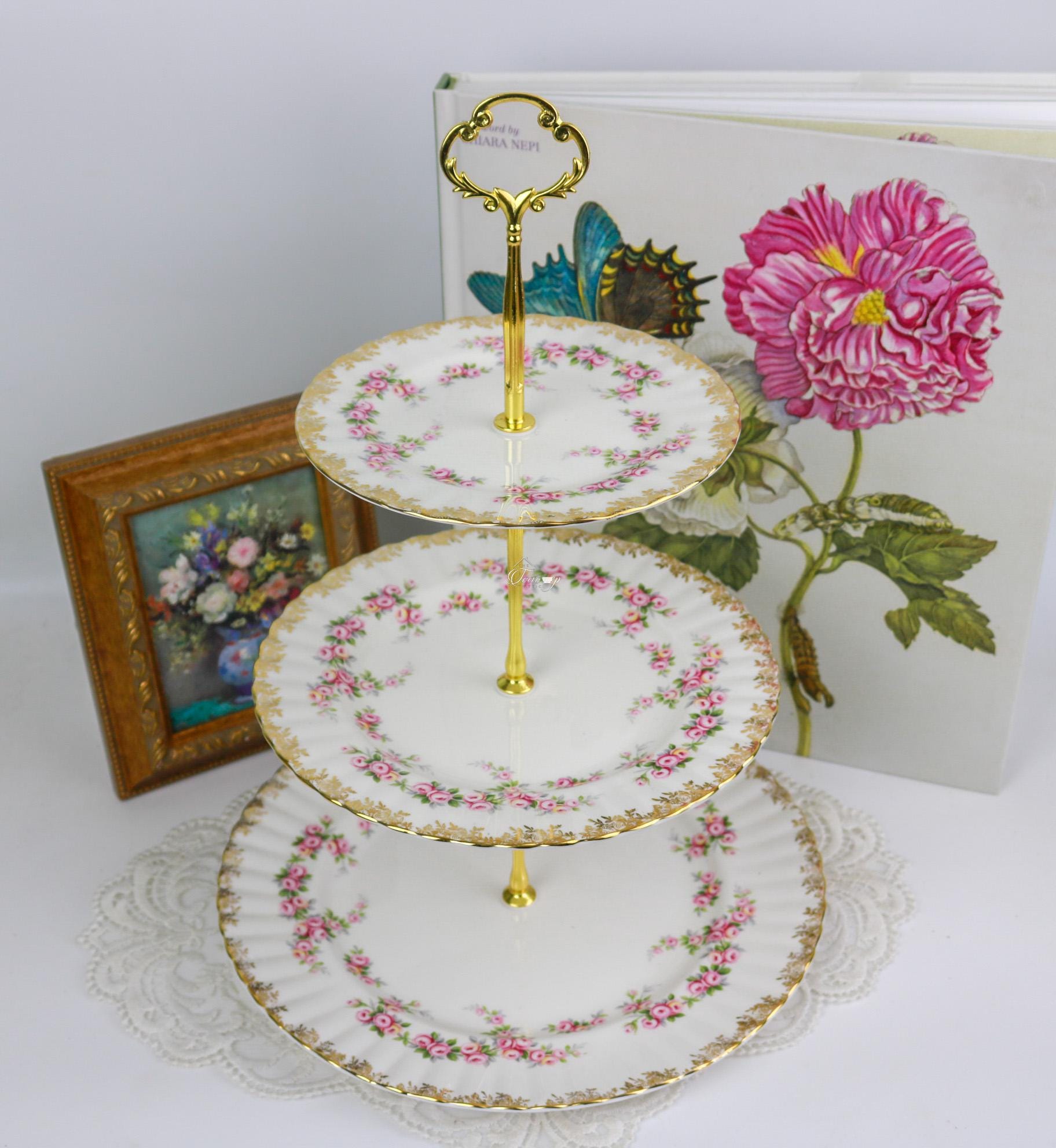 Alzata per torta a 3 piani Royal Albert Dimity Rose, in porcellana inglese, con inserti in porcellana di ricambio, ideale per un tè pomeridiano in sti