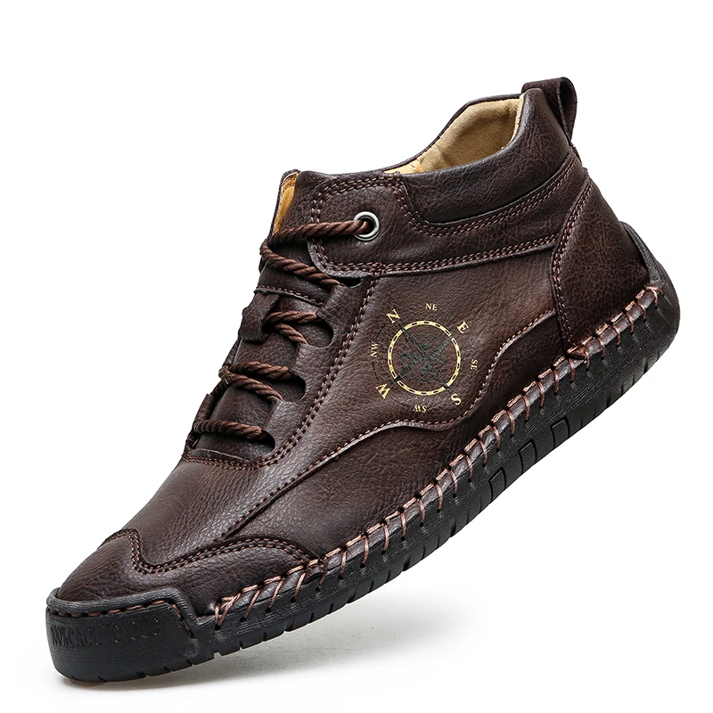 Neue 2026 Handgemachte Leder herren Schuhe Design Turnschuhe Mann Atmungsaktive Leder Schuhe Männer Stiefeletten Outdoor Männer Casual Schuhe