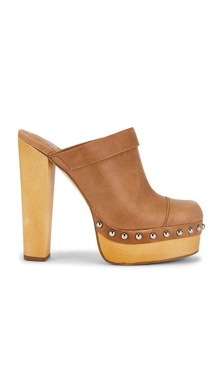 Confident Platform Clog